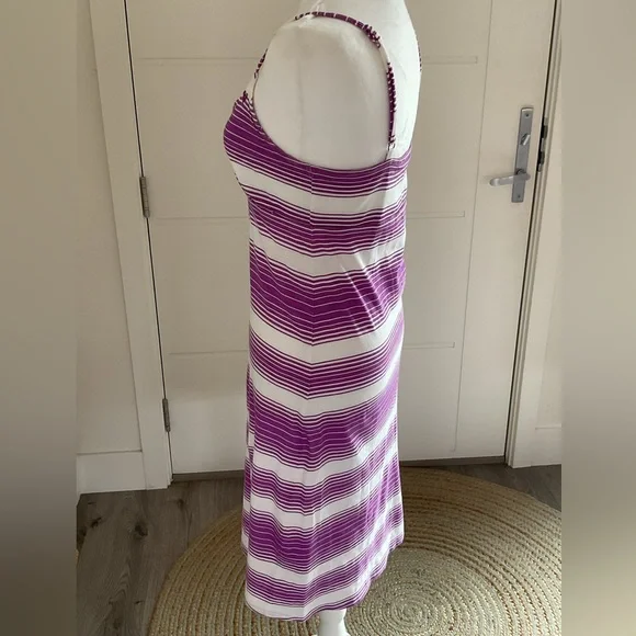 ***ROXYS Girls/Women’s  Purple and White Striped sundress. - Picture 3 of 10